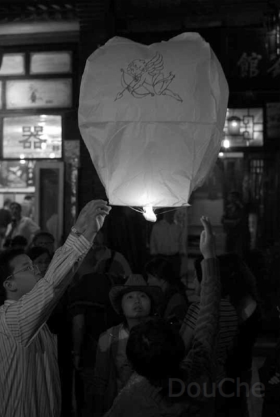 L1002731_BW.jpg