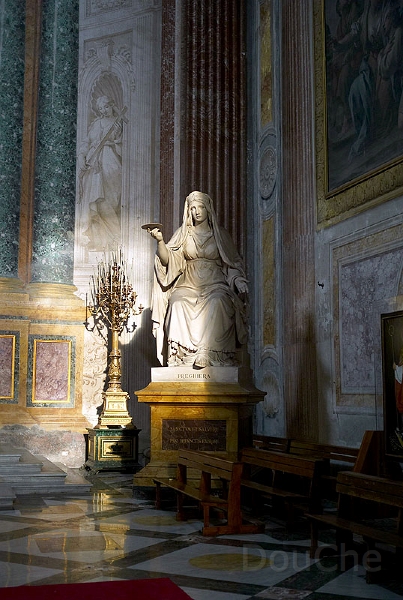 L1004075_800.jpg