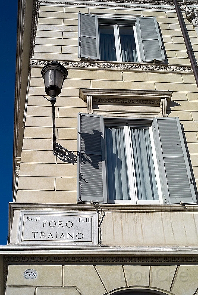 L1004003_800.jpg
